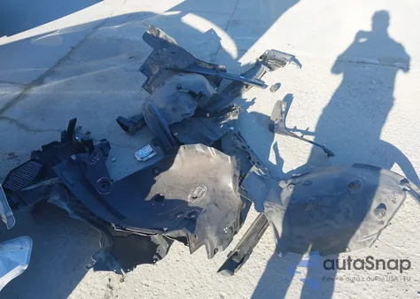 2019 BMW M5 z USA, uszkodzony, nr VIN WBSJF0C52KB285892